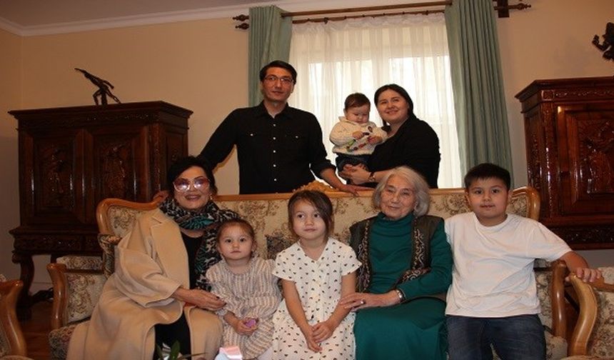 Türkan Şoray'dan Cengiz Aytmatov'un ailesine ziyaret