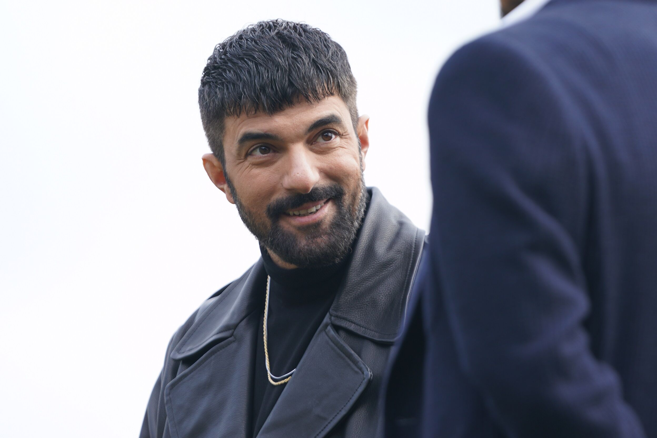 Adım Farah 3. Bölüm İzle