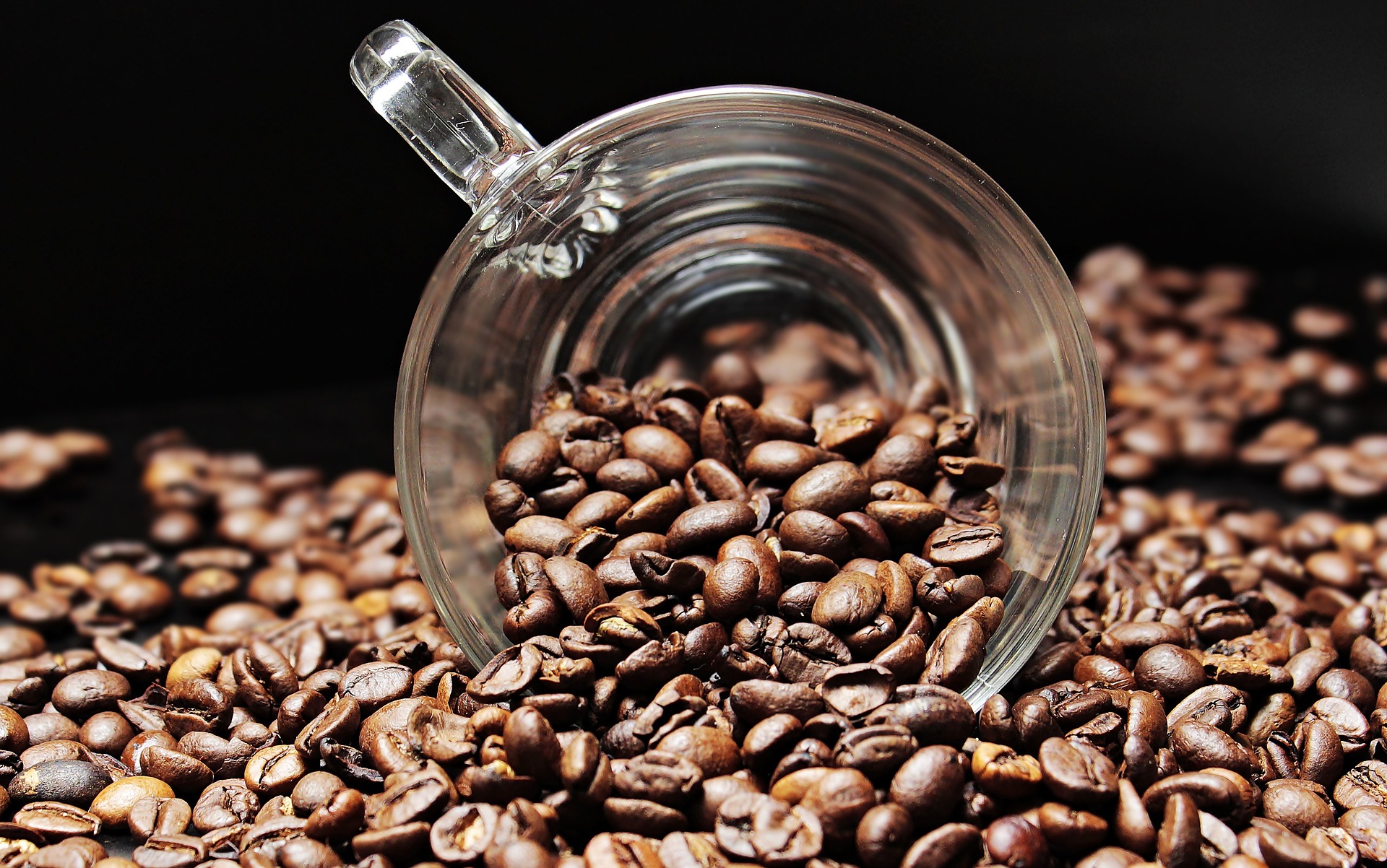 coffee-beans-g0f6779d42_1920