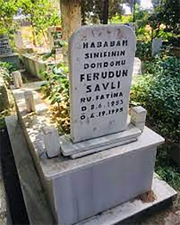 Feridun Şavlı mezarı