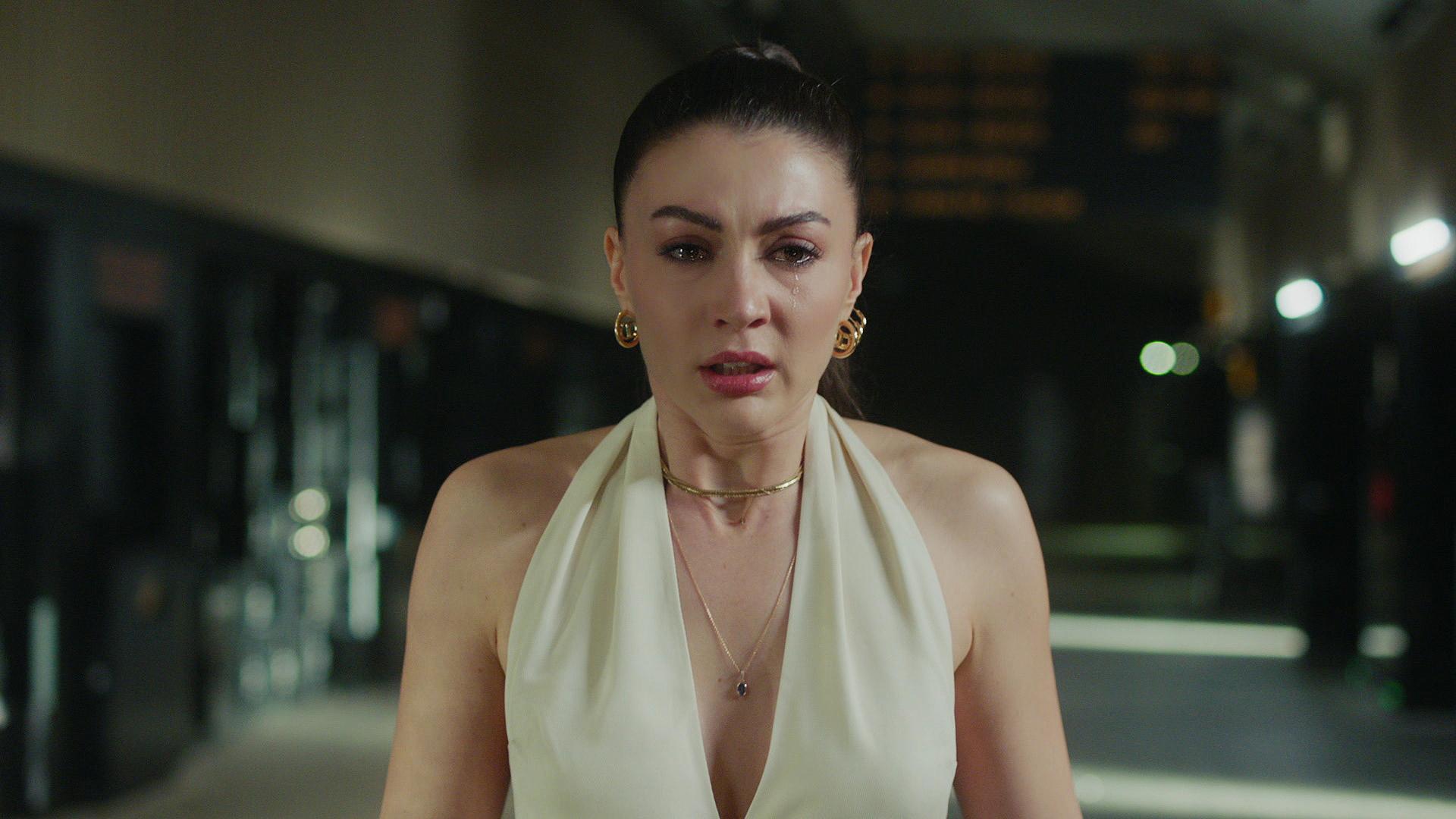 burcu özberk kraliçe kanal d