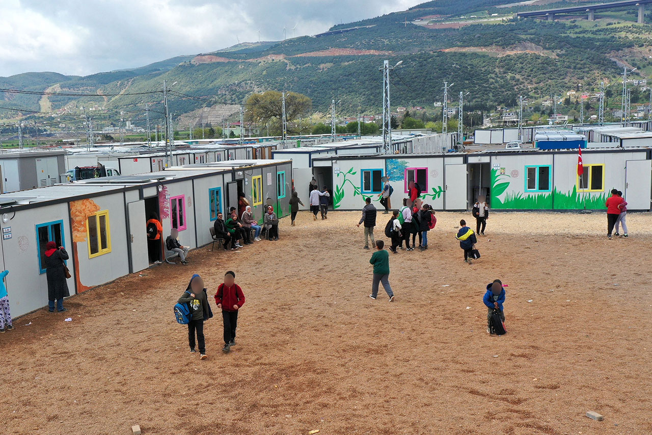 deprem-bölgesi-okullarda-telafi-eğitim