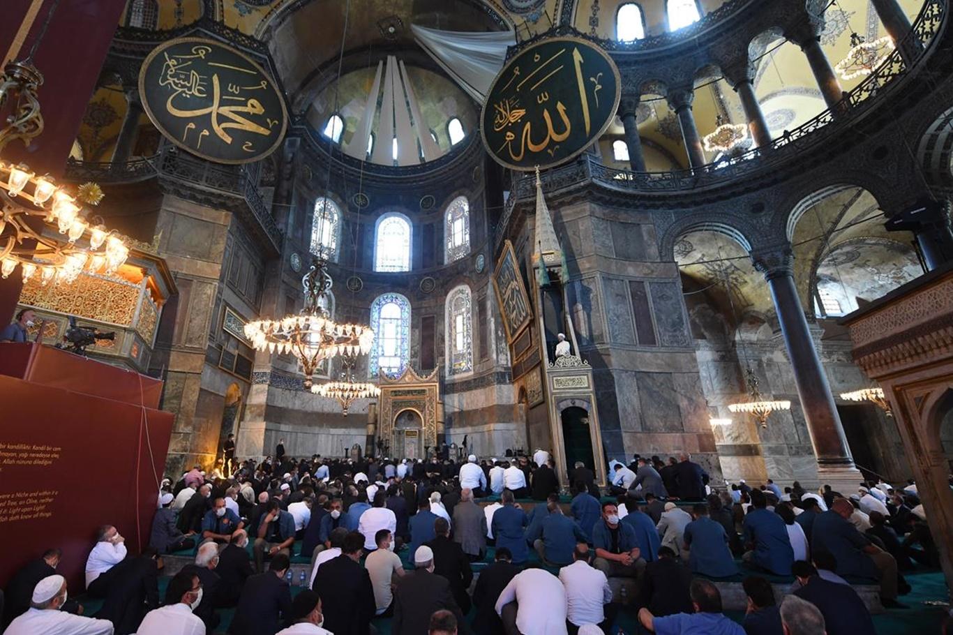 sabah ezanı cami teşrik tekbiri4