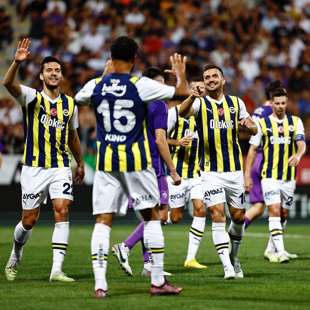 Fenerbahce (9)-1